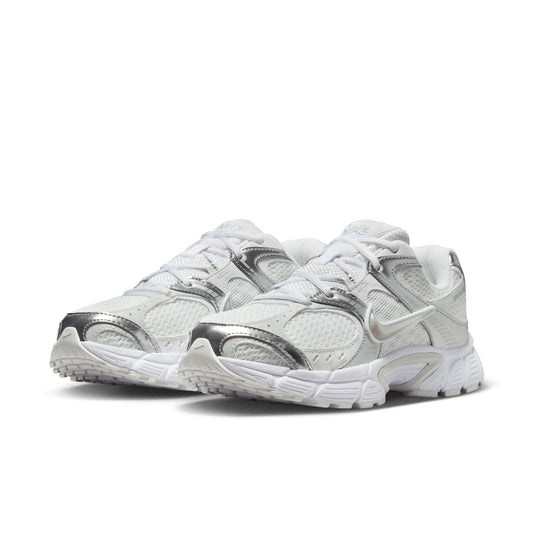 Nike V5 RNR HQ7901-112