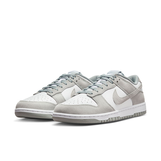 NIKE DUNK LOW RETRO SE FQ8249-101