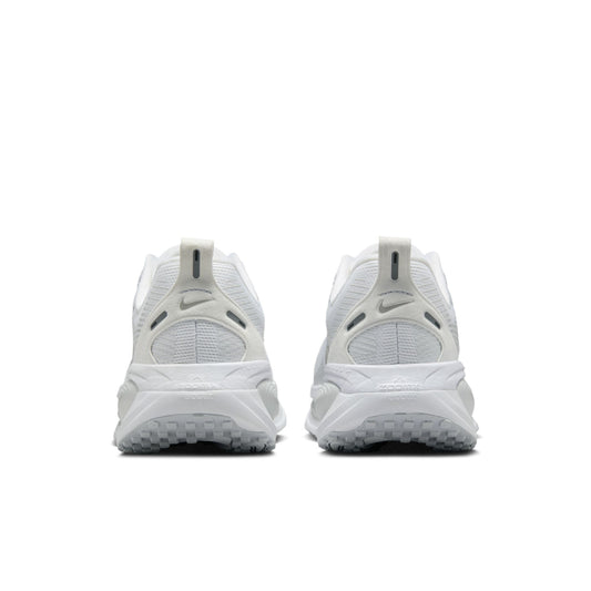 Nike Vomero 18 HM6804-104