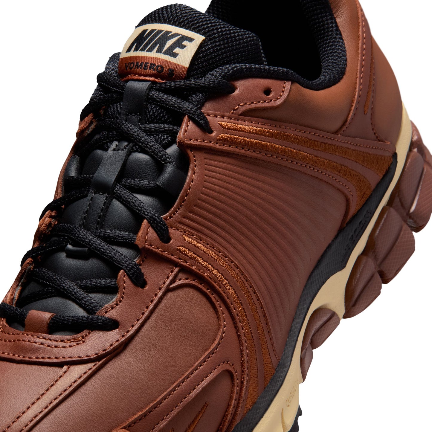 Nike Zoom Vomero 5 IO4555-200