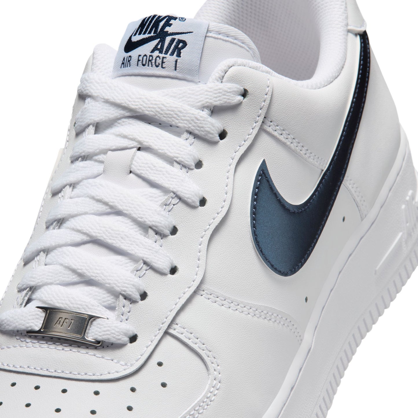 Nike Air Force 1 '07 LV8 IQ0407-100
