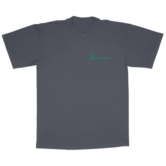 PHENOM SCRIPT TEE CHARCOAL